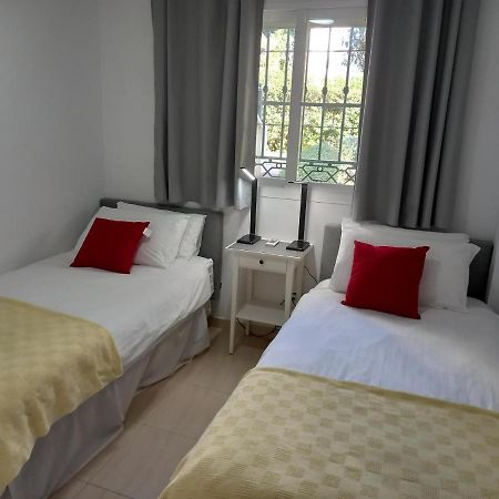 נרחה Refurbished 2-Bed Apartment Burriana Beach. מראה חיצוני תמונה