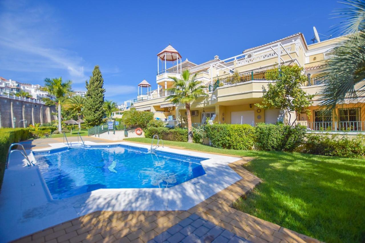 נרחה Refurbished 2-Bed Apartment Burriana Beach. מראה חיצוני תמונה
