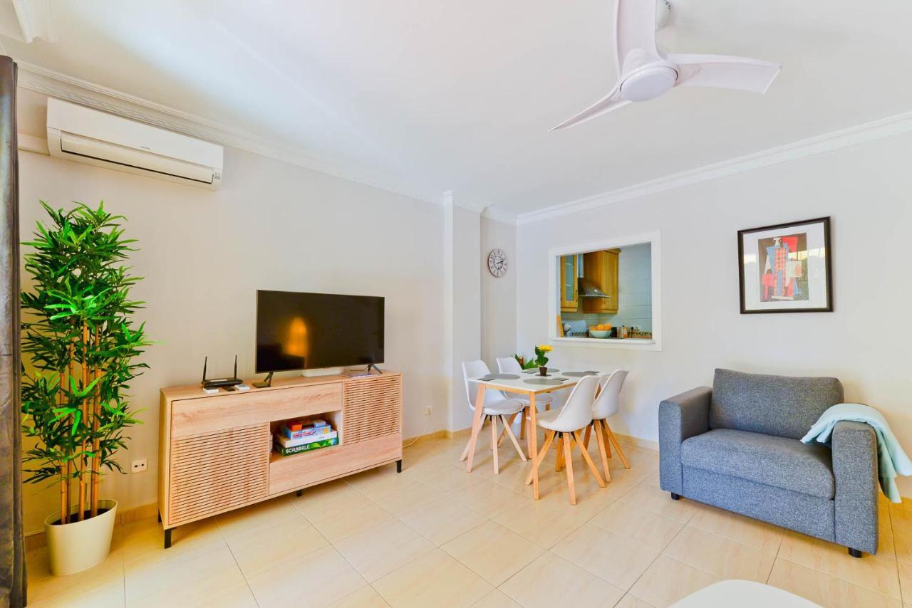 נרחה Refurbished 2-Bed Apartment Burriana Beach. מראה חיצוני תמונה